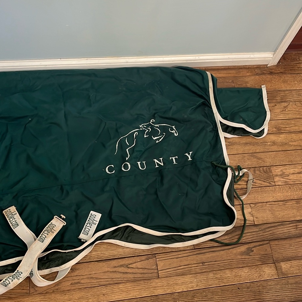 County horse blanket/sheet/turnout sz 78